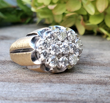 14k Yellow Gold Diamond Oval Shaped Cluster Ring DGR-23304